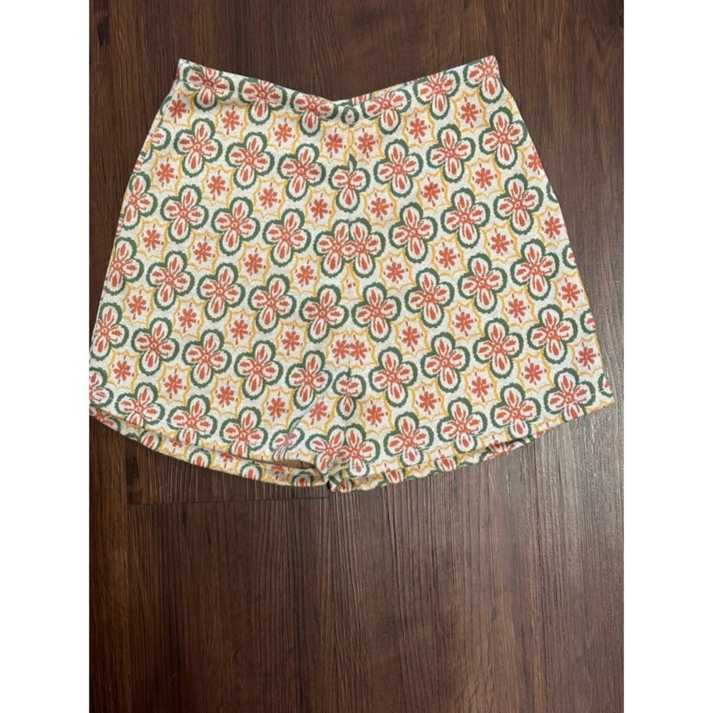 Two piece set - Picture 4 of 4